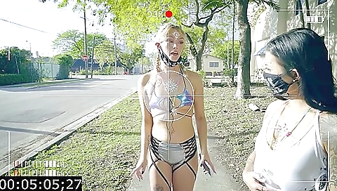 Blonde with huge ass gets fucked by her boyfriend