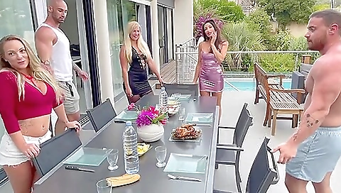 Hawt sweetheart is a sexy chick