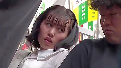 Sexy young drilper breakup with ava