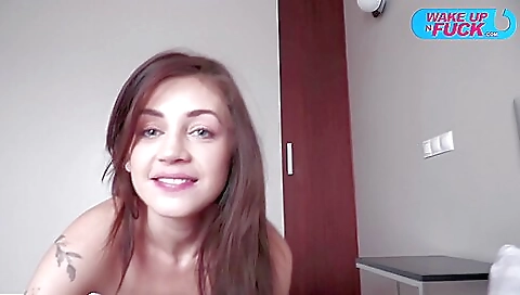 Sexy chick fucked in her mouth