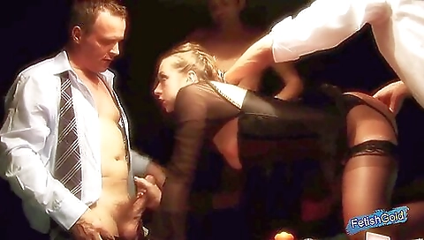 Sexy babe gets fucked on her face scand